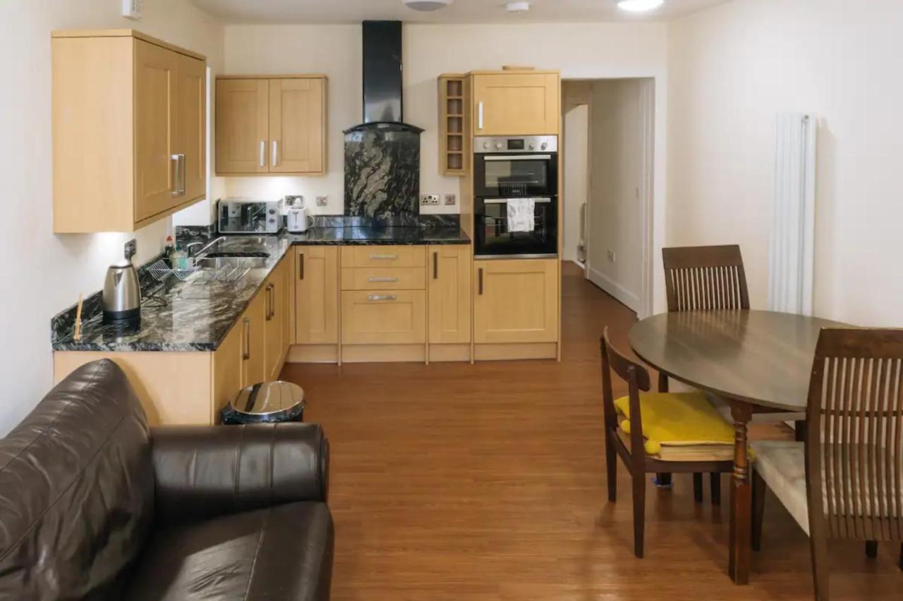 Homely 3 Bedroom In The Heart Of Central Édimbourg Extérieur photo