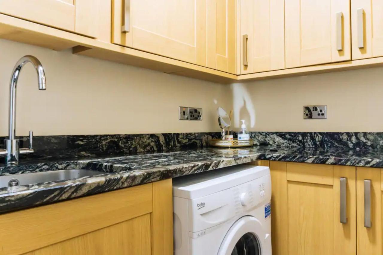 Homely 3 Bedroom In The Heart Of Central Édimbourg Extérieur photo