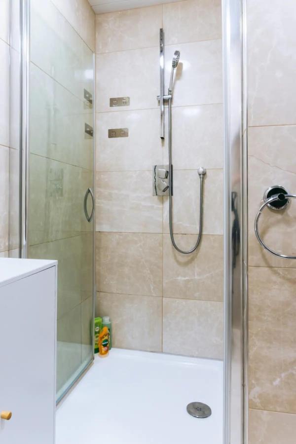 Homely 3 Bedroom In The Heart Of Central Édimbourg Extérieur photo
